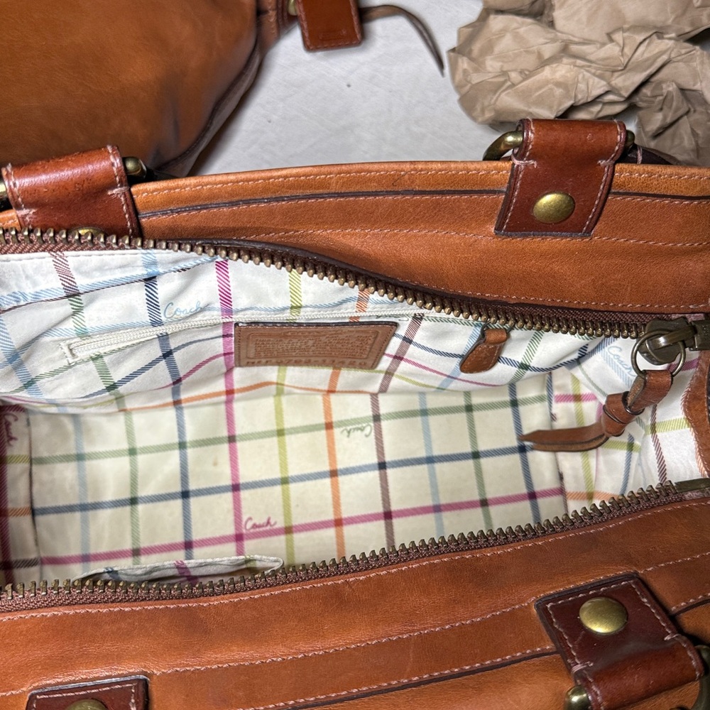 Coach Bleecker Burnished Whiskey Set - Shopper, Med Duffle, Slip Demi, Wallet - Picture 15 of 16